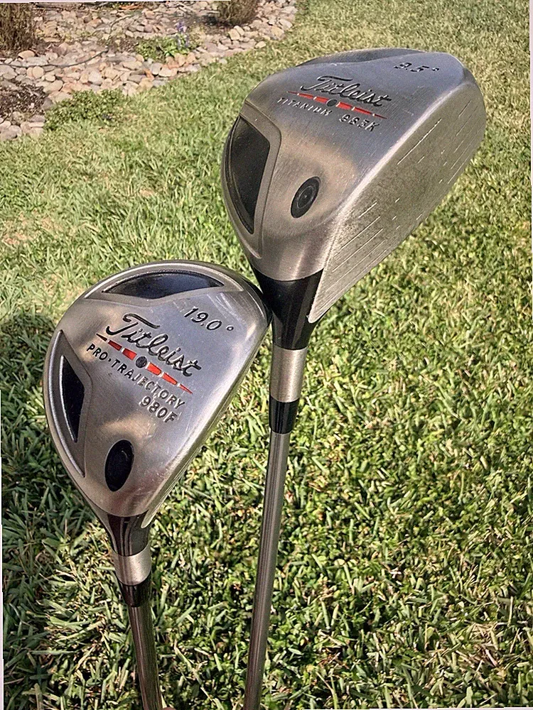 1 Titleist Pro-Trajectory 980F Wood 19*, 1 Titleist Titanium 983K 9.5* RH R Flex
