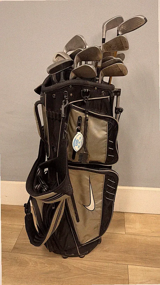 16x Golf Club Set Titleist Irons + Nike Stand Bag John Hancock. Read