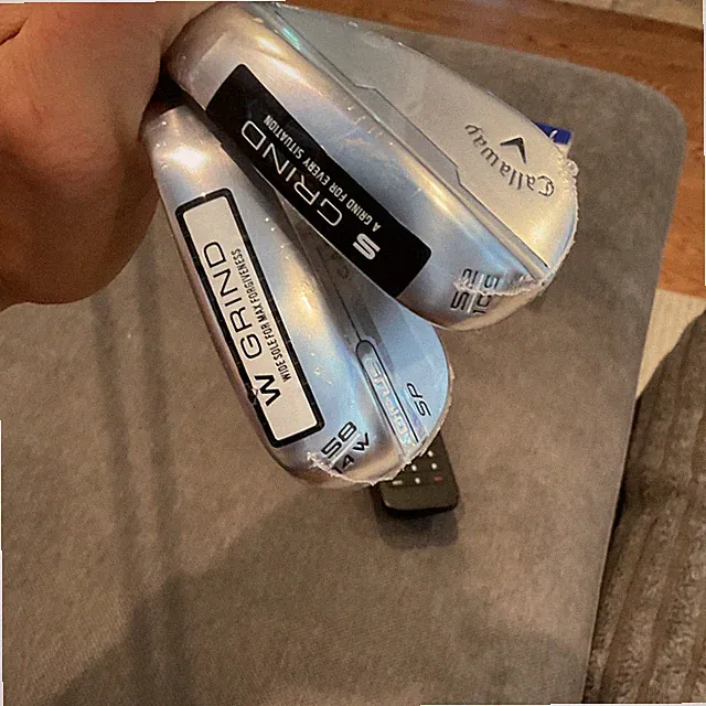 (2) Callaway Opus wedges set . Brand new
