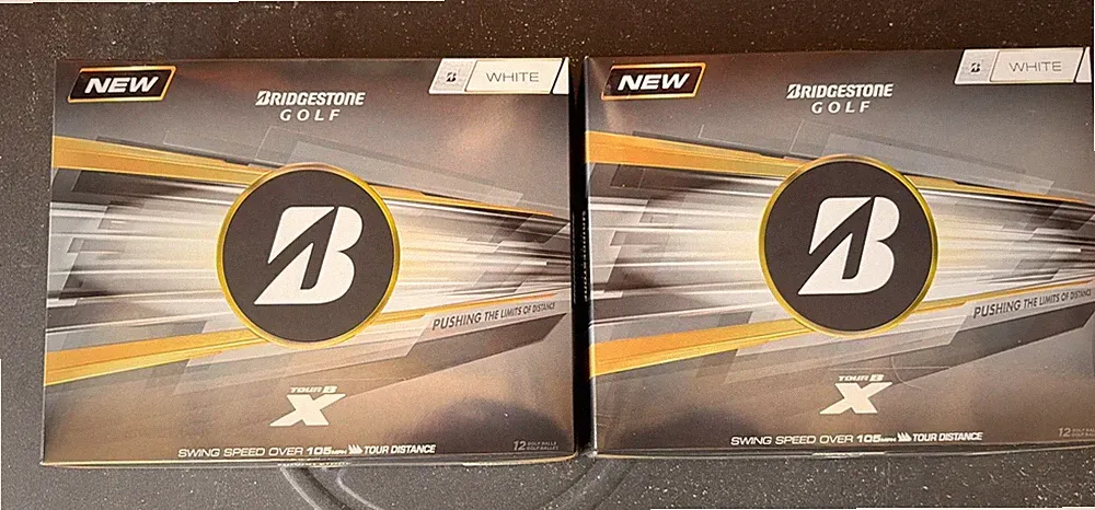 2 Dozen BRAND NEW 2026 Bridgestone Tour B X golf balls White. Never opened 🔥