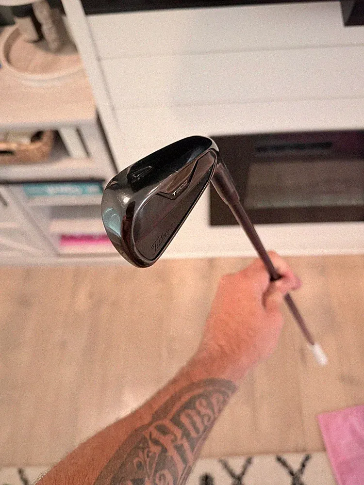 2021 Titleist T200 BLACK Single 4-Iron / AMT S300 stiff Steel
