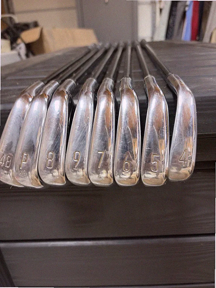 2023 Titleist T200 4-Pw+AW 8 Clubs Mitsubishi Chemical AV 2 Red Graphite Shafts
