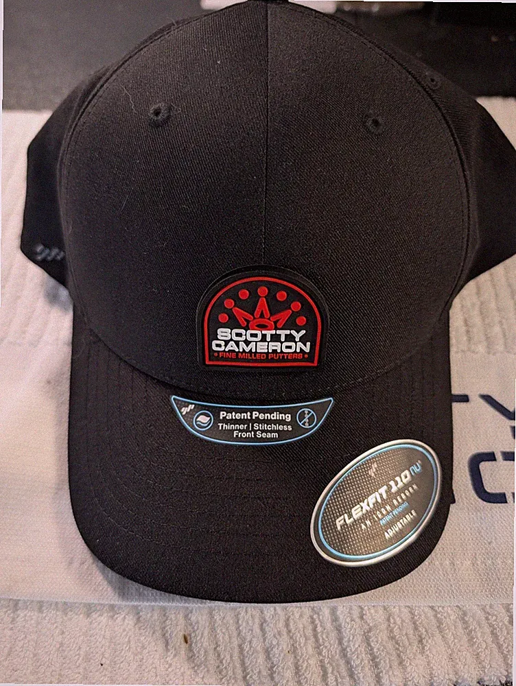 2026 Scotty Cameron Crown Stacked Rubber Patch Flexfit Hat Black Red