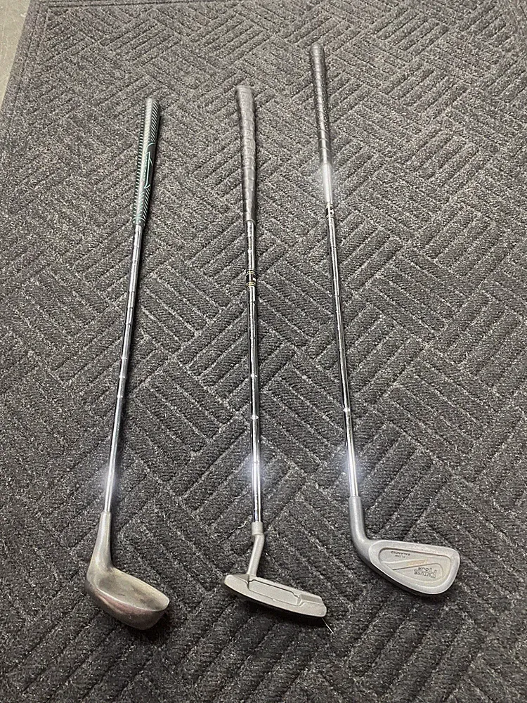 3 Piece Set of Kids Golf Clubs Spalding 5 Wood, Knight Putter and 5 Iron RH