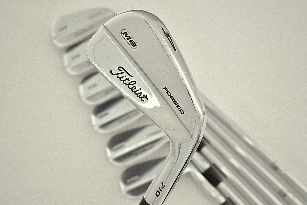titleist golf clubs irons set for men