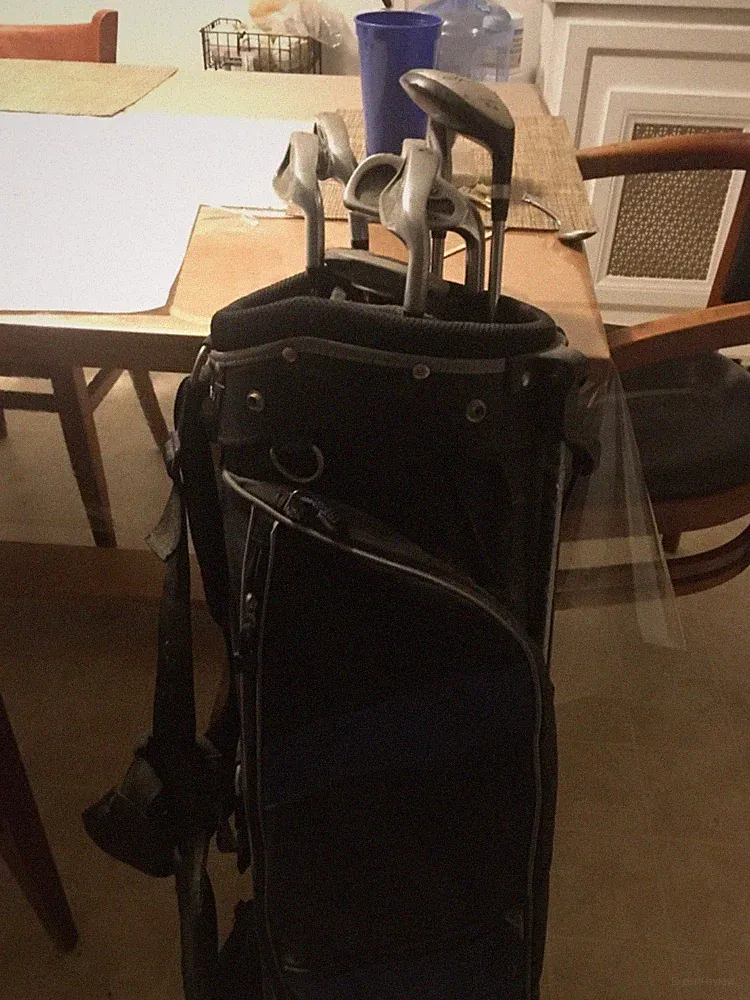 a set of golf clubs intech and there are 8 in the set