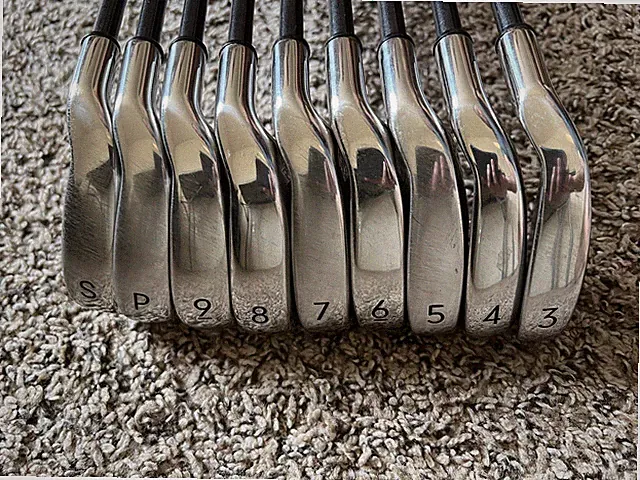 Acer Step Cavity XP Set 3-9 +PW +SW / RH / Aldila Pinemeadow Graphite Nice