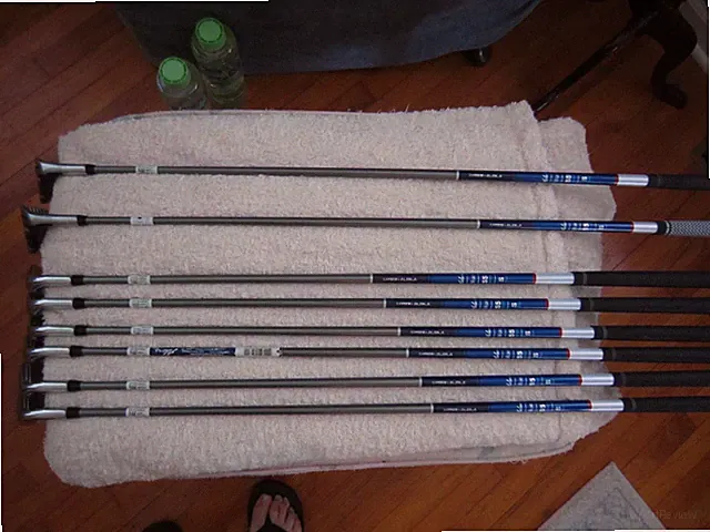Adams Blue 2015 RH Iron Set 5-PW plus 3&4 Hybrids- 8 clubs - 55g senior flex