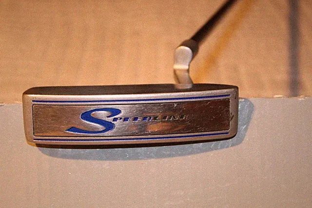 ***** Adams Golf Speedline Blade Putter-R/H -34 Inches *****