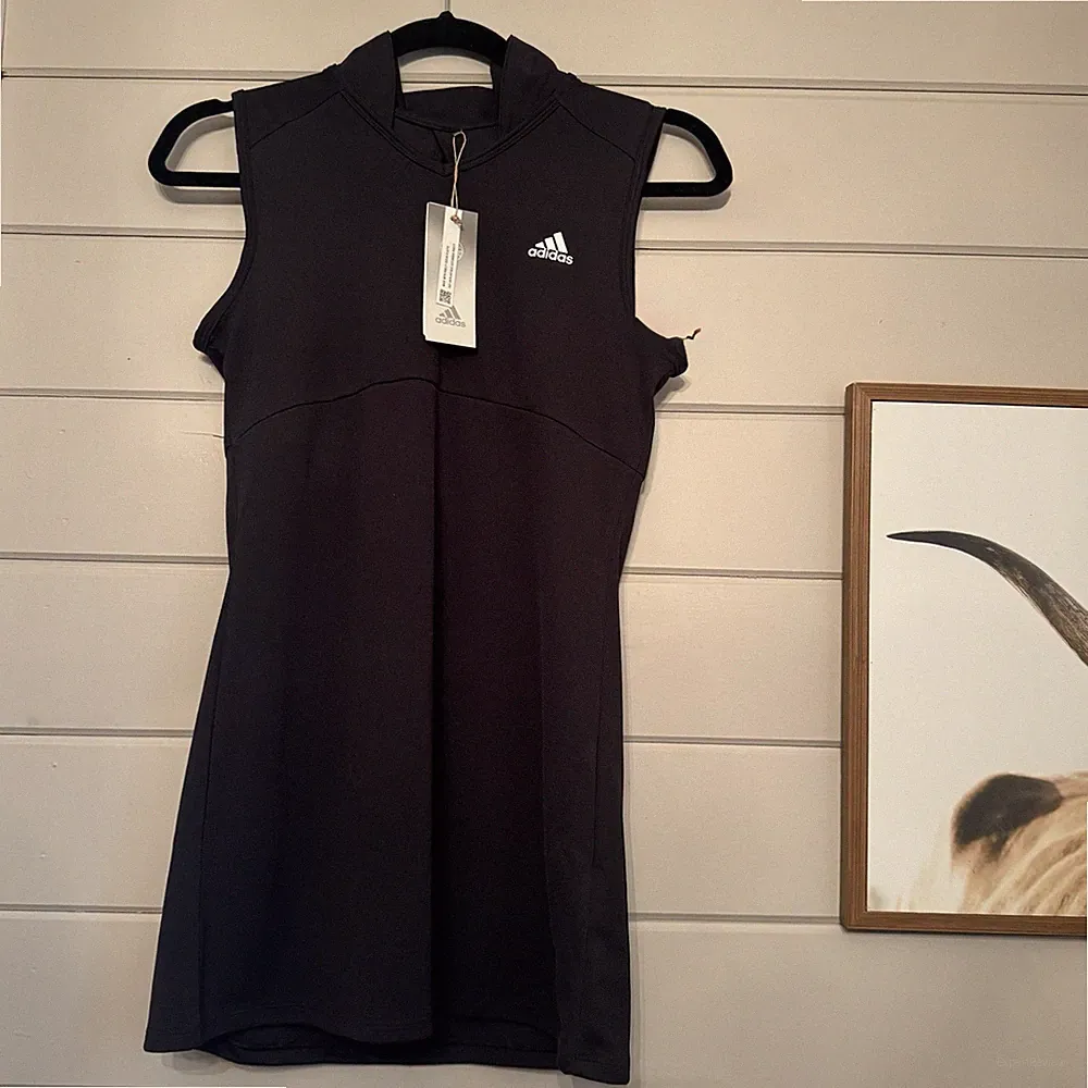 Adidas Girls Black & White Sleeveless V-Neck Golf Dress Outdoor Athletic Size M