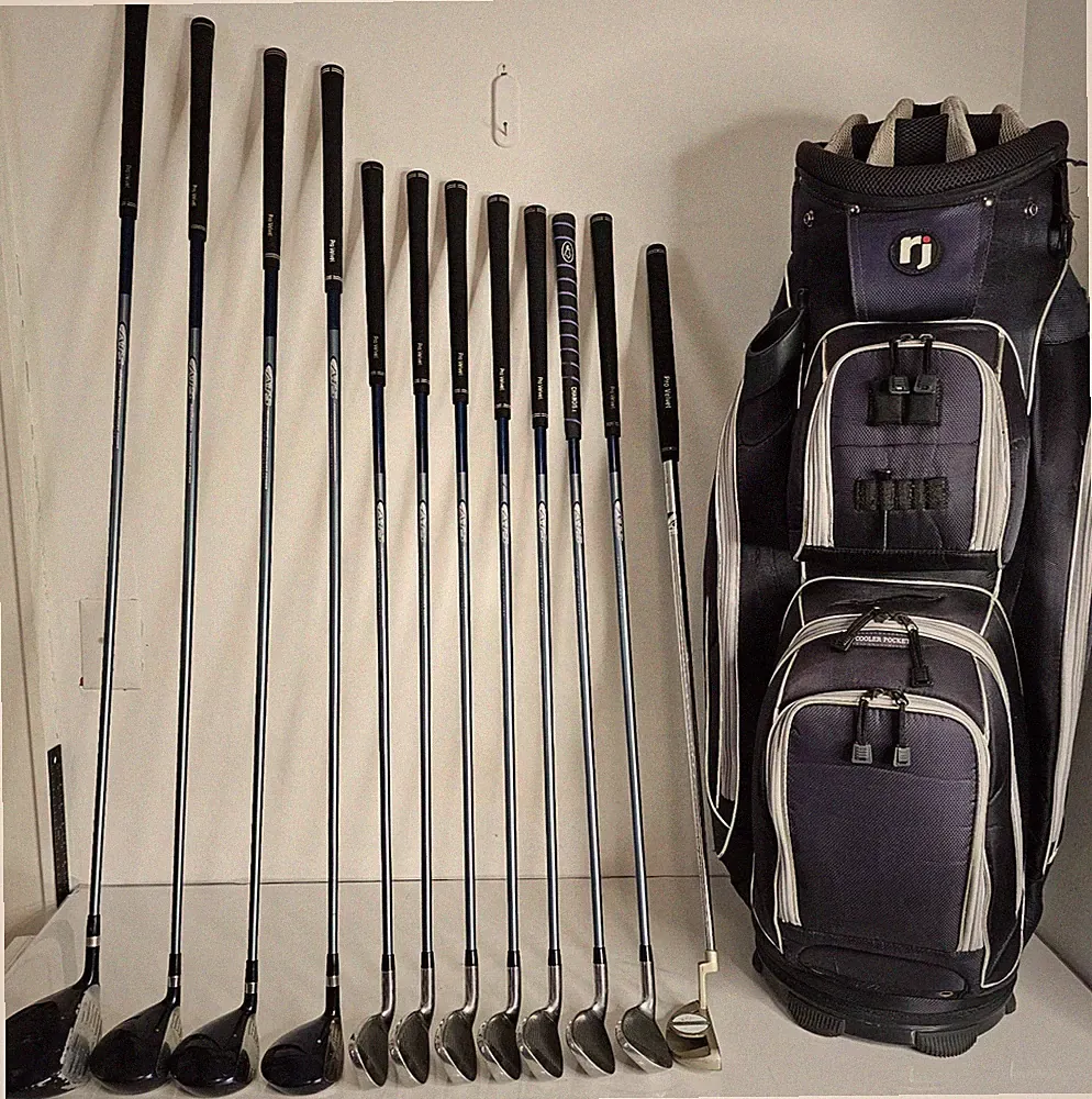 Affinity XP Extreme Playability 11 Club Golf Set + Putter & RJ Renegade X Bag RH