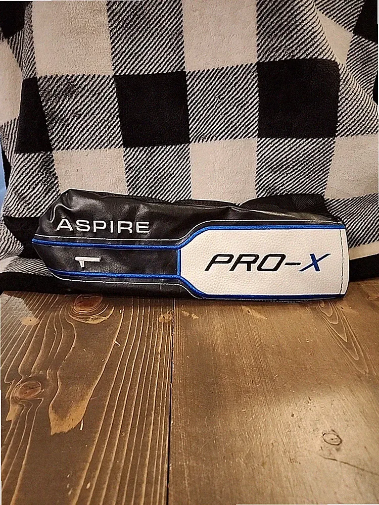 ASPIRE GOLF PRO-X 1 DRIVER Club Cover Black Blue White Golf Head Cover MINT 1