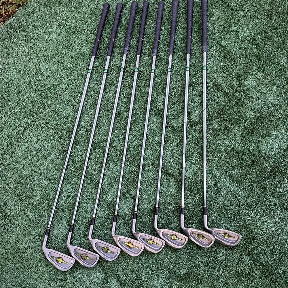AXIS TOUR OVERSIZE DESIGN 8 CLUB IRONS 4-9 PW SW RH WEDGE TT LITE w Lamkin GRIPs