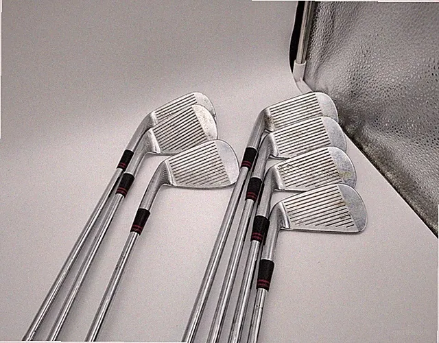 BEN HOGAN Apex Plus Forged 35.5 - 38 Iron Set Unmarked Steel Shafts