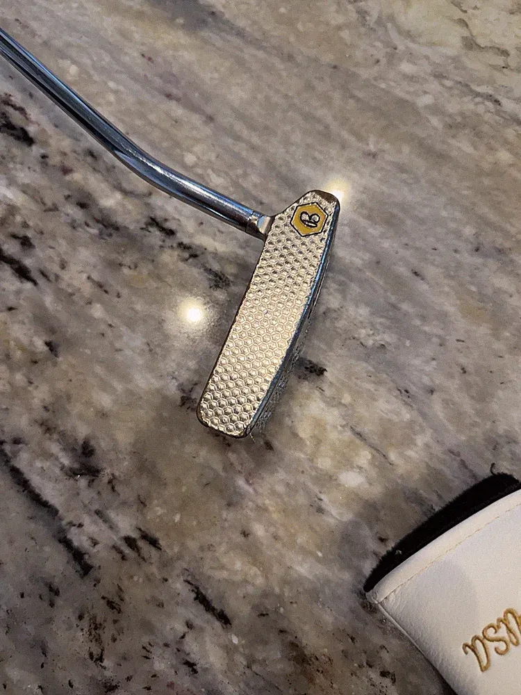 Bettinardi Queen B #8 Putter