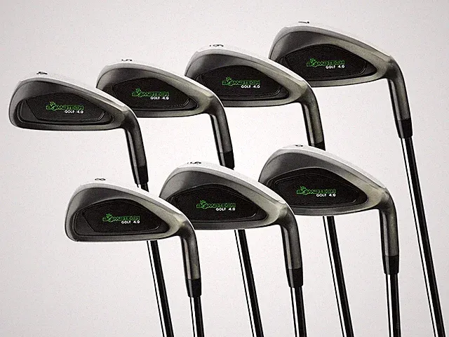 bombtech 4.0 Black iron set, with Bombtech golf bag
