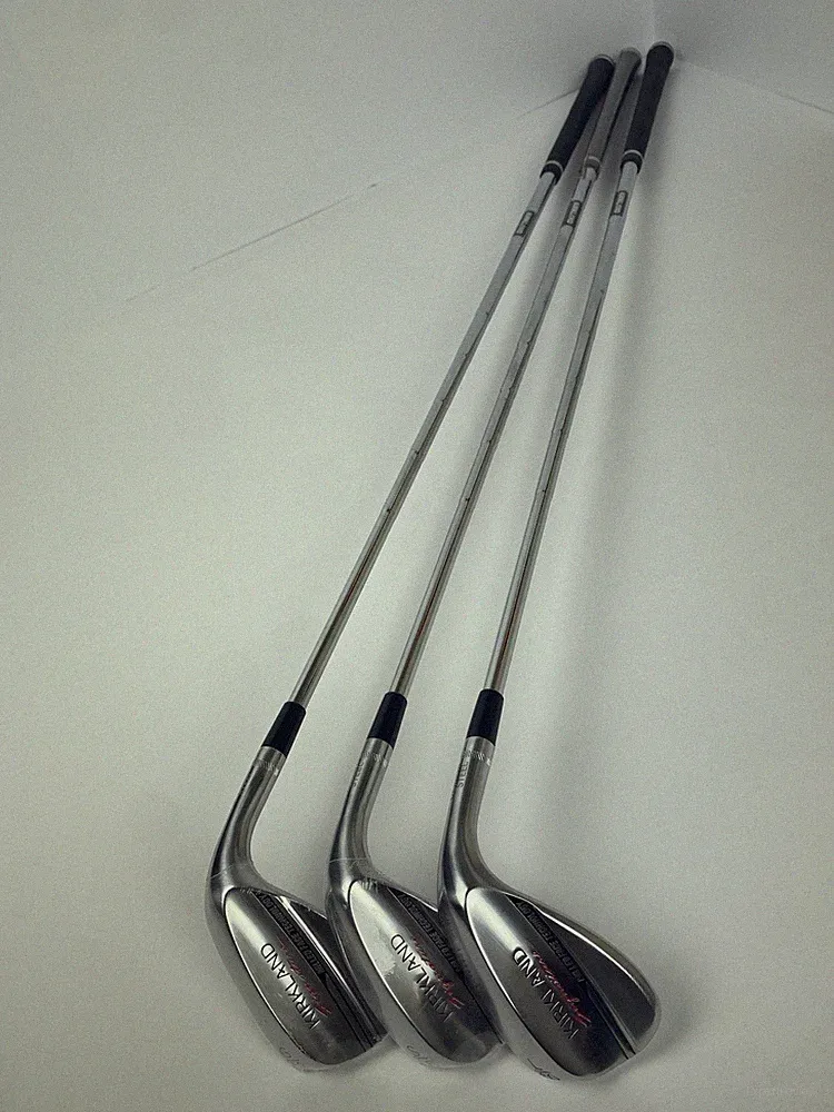 *BRAND NEW* Kirkland Signature Golf RH 3pc Wedge Set 52° 56° 60°