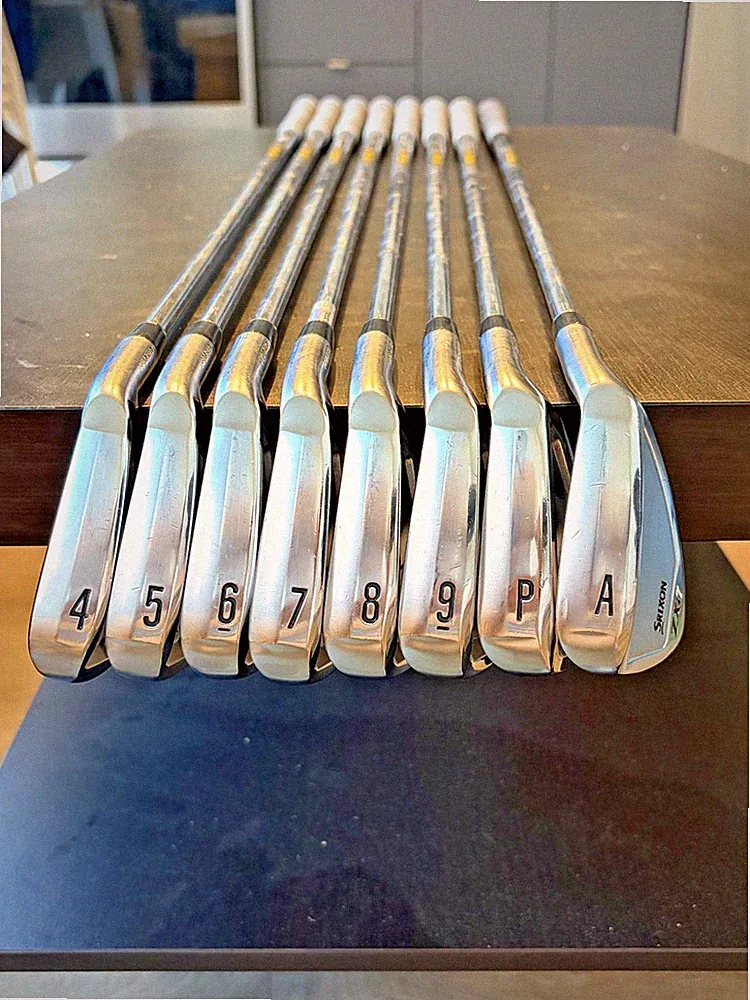 Brand New Srixon ZXI7 Iron Set AW-4, Dynamic Golf S300 Stiff
