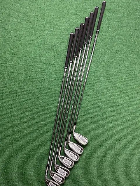 Brand New Taylor Made Stealth HD RH 5-P,A Irons W Dynamic Gold Mid100 S300 Shaft