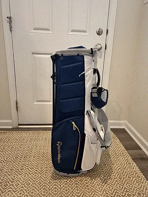 Brand new Taylormade 2025 Stand Bag