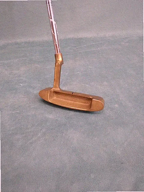 Brass blade putter 33” True Temper shaft Youngster or cottage knock-about.