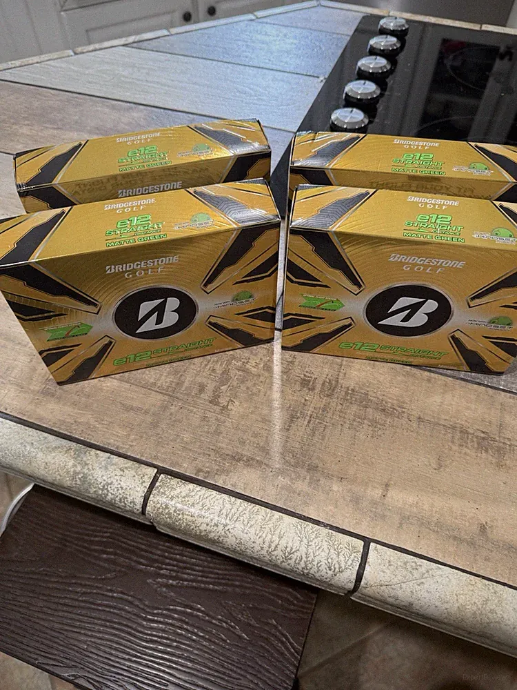 Bridgestone E12 Straight Matte Green Golf Balls