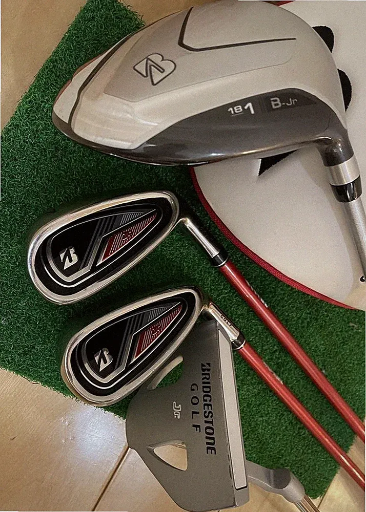 Bridgestone Golf B-Jr 18-1 Junior Golf Club Set for Young Players