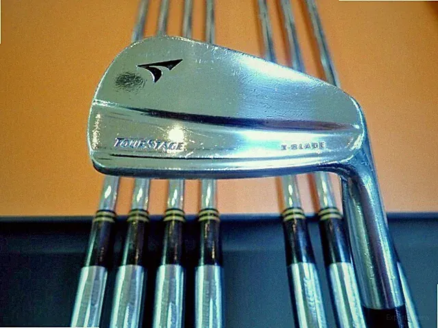 Bridgestone TOURSTAGE X-BLADE 2005 Iron Set 8pcs 3-Pw Stiff Flex M266V RH