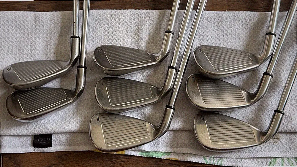 Callaway Big Bertha 2002 Iron Set 4-Pw Uniflex Constant Weight Very Good
