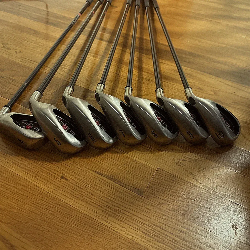 Callaway Big Bertha Irons 4-10 golf clubs right hand RCH 75I light