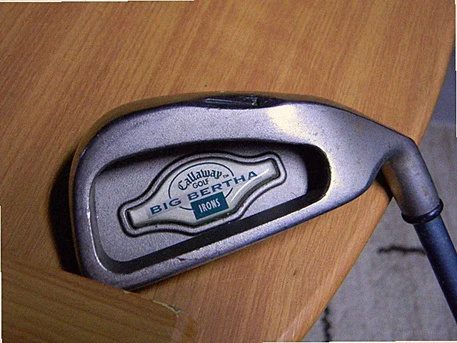 Callaway BIG BERTHA LADIES 7 Iron Graphite Ladies Gems Shaft Regular Flex RH 35"