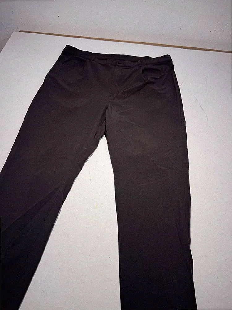 Callaway Golf Pants Mens Size 42x30 Black Flat Front Straight Leg