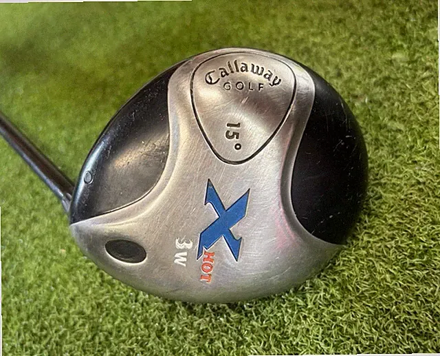 Callaway Golf X Hot 3W 15° Fujikura Reg Flex Graphite Shaft Wood RH 45”