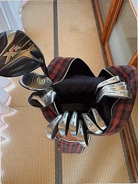 Callaway MIZUNO Men’s Golf Club Set with Bag, Driver, Irons, Putter, Beginner