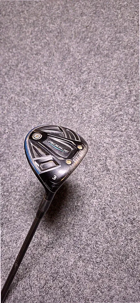 Callaway Rogue 3 Wood. Graphite Synergy Regular Shaft Right Hand