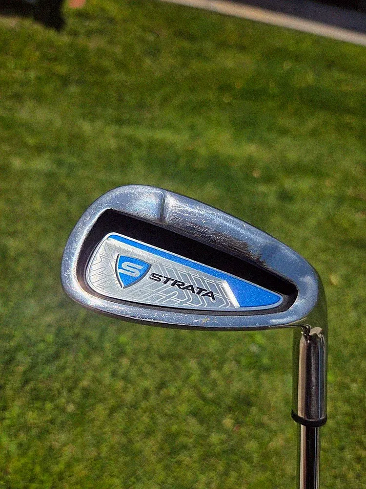 Callaway Strata Blue Pitching Wedge Golf Club, RH