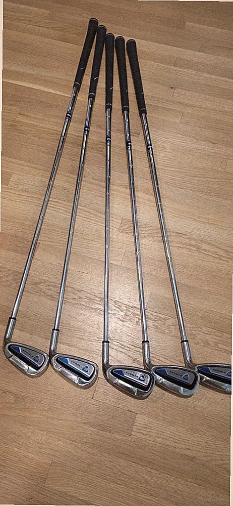 Callaway Strata Men's Right-Handed Golf Clubs Iron Set 6-9-PW 5 Clubs