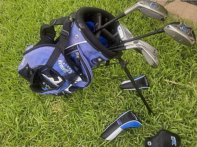 Callaway XJ Series 5 Piece Golf Set and Matching Bag With Cover -41”-52” Tall