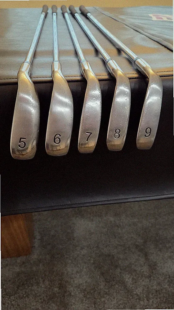 CER IRONS HS 851 Ultra Game Improvement Stiff Shaft
