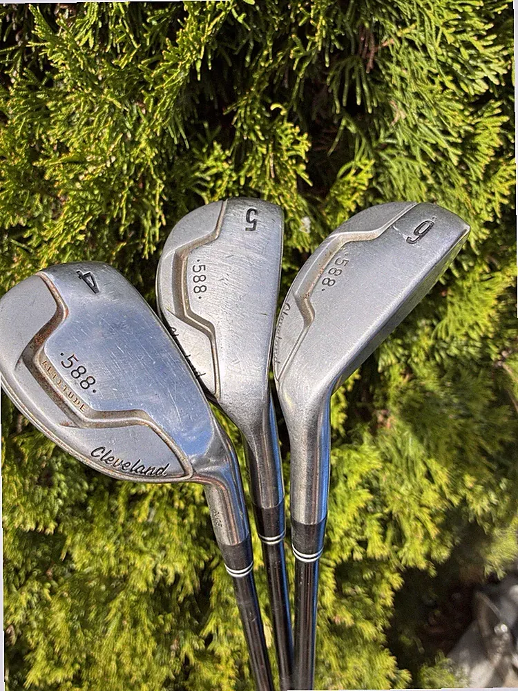 Cleveland 588 Altitude Hybrid Irons Set 4-6 A-Flex ActionLite55 Graphite Shafts