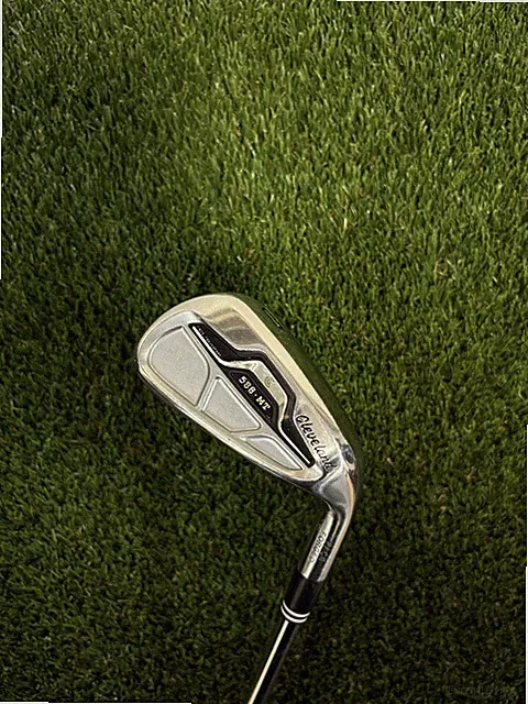 Cleveland 588 MT Gap Wedge D Wedge Regular Flex Steel Right Handed RH
