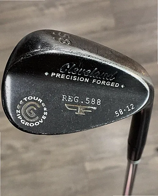Cleveland Black Precision Forged 588 58 degree Lob Wedge Tour Zip Grooves