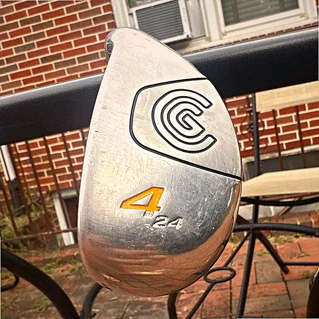 Cleveland CG Gold 4H Hybrid 24° Graphite Regular Right-Handed