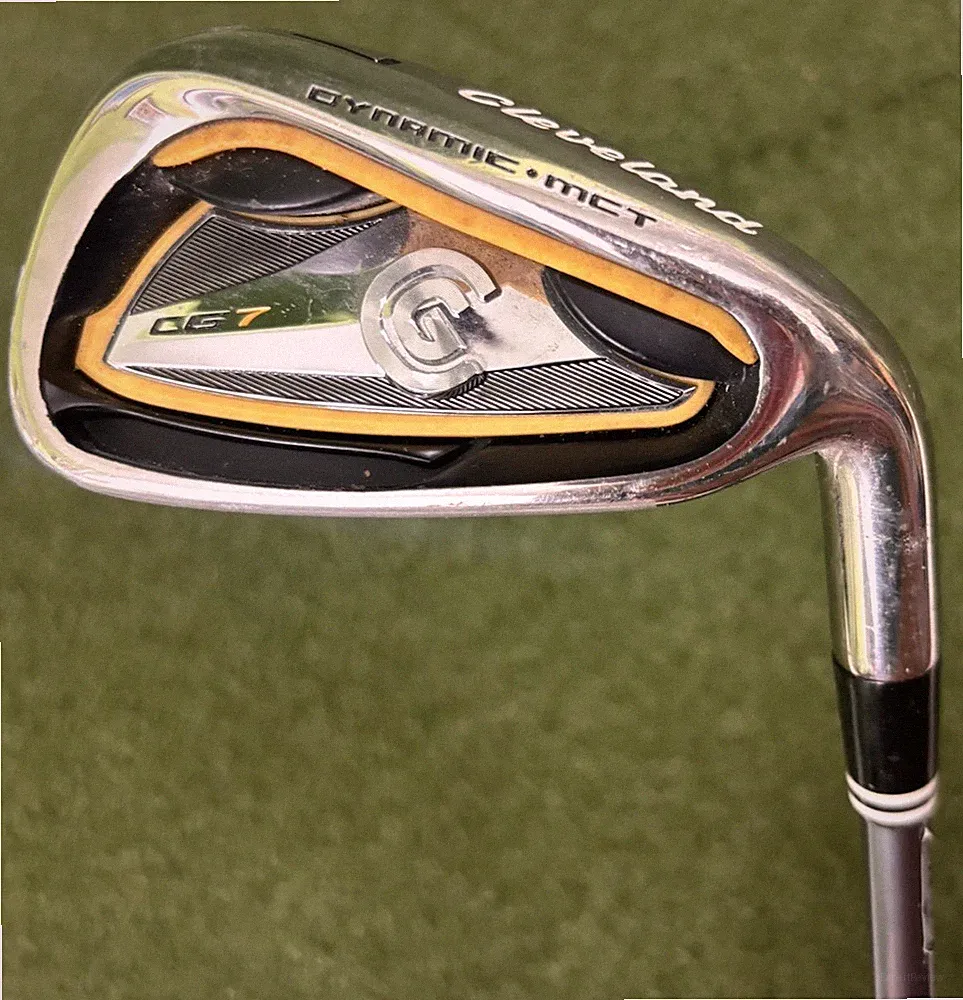 Cleveland CG7 7 Iron Golf Club Graphite Regular USED Right Hand 37"