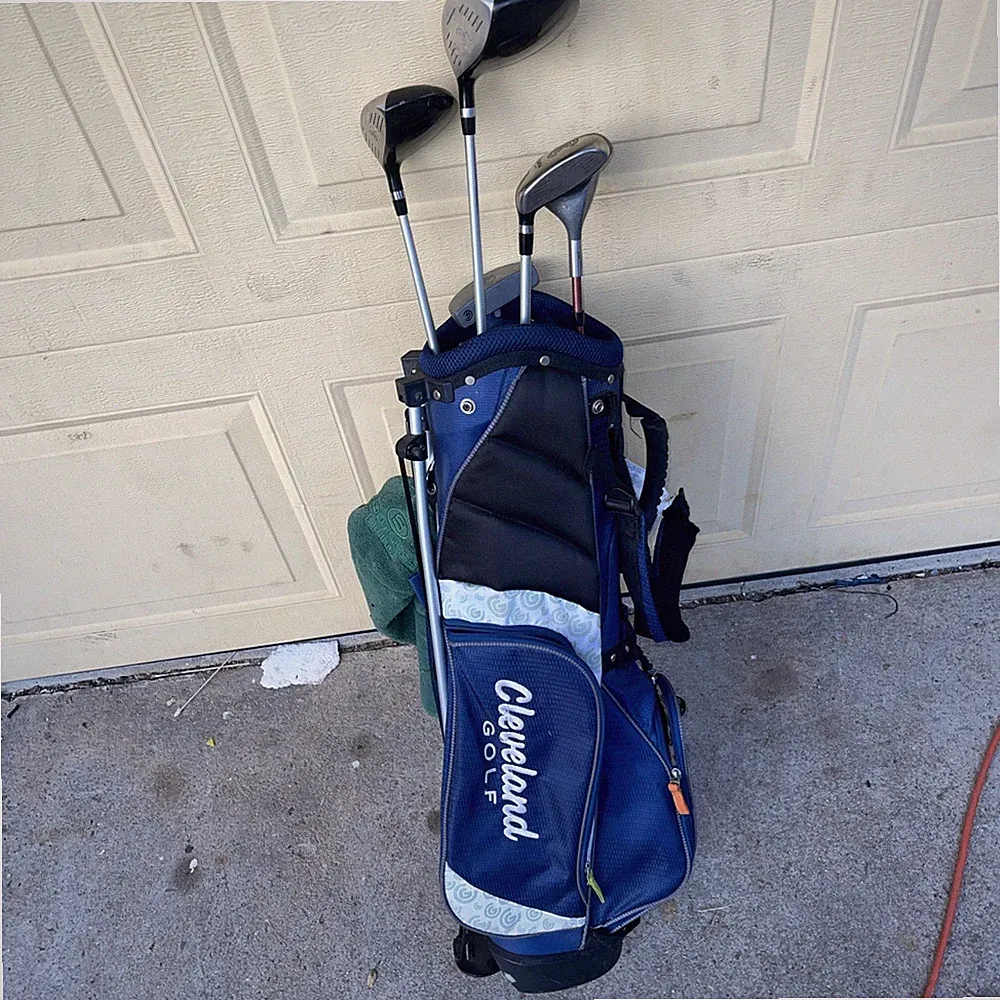 Cleveland CGJ Junior Package Set With Bag 5 Clubs Read Description !!!!!
