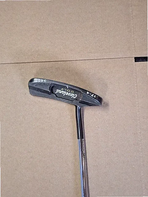 Cleveland 17-4 Blade Putter