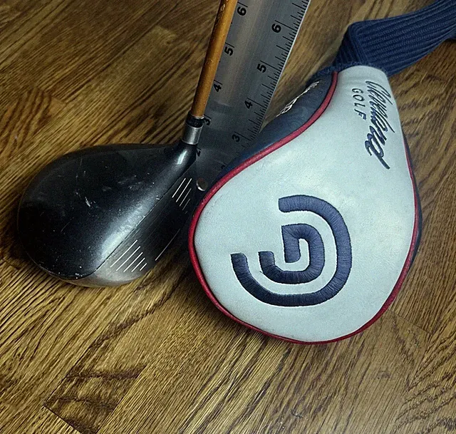Cleveland Launcher Ti 460 Driver 9.5° Stiff
