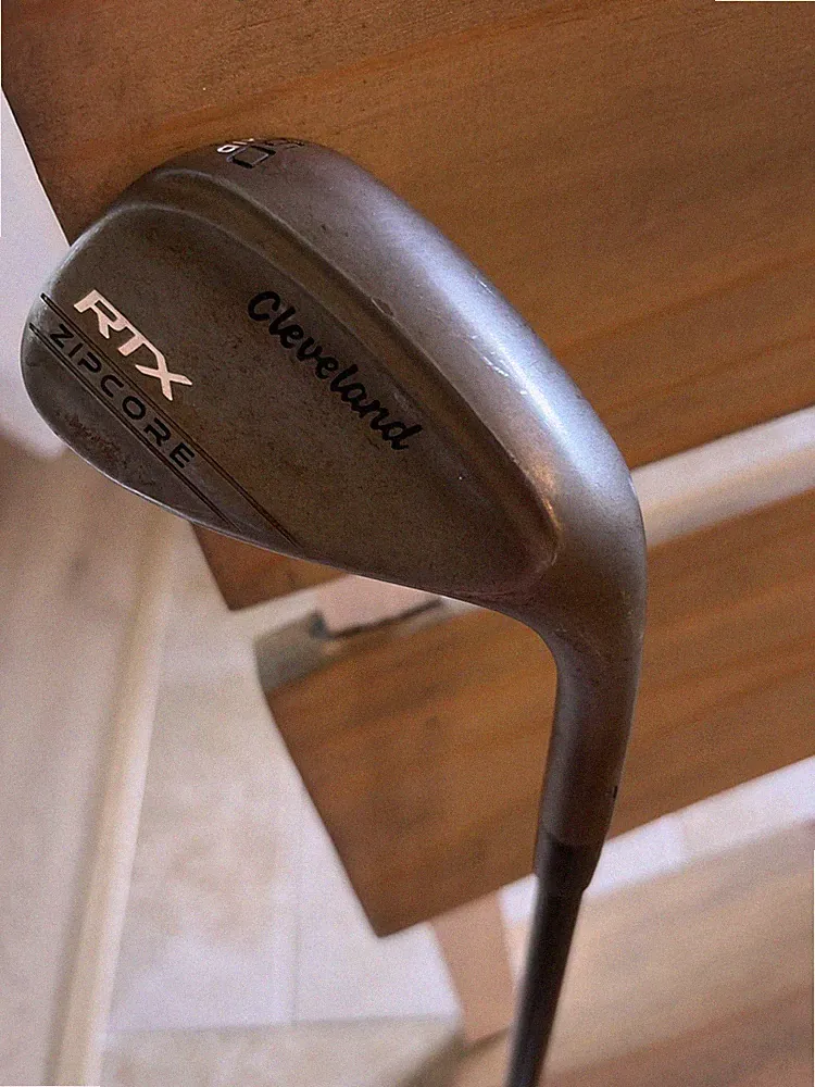 CLEVELAND RTX ZIPCORE RH BLACK SATIN 60 MID 10 WEDGE KBS TOUR