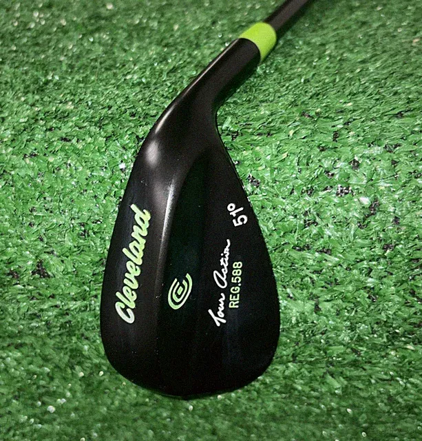 CLEVELAND TOUR ACTION REG. 588, 51 DEGREE WEDGE RH