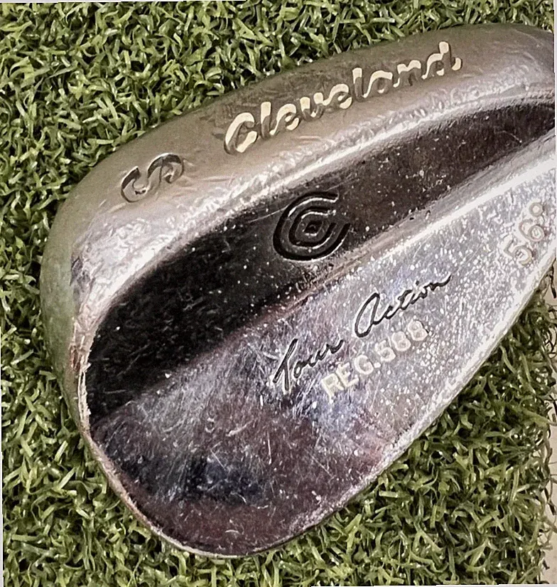 Cleveland Tour Action REG.588 56 Wedge Steel RH
